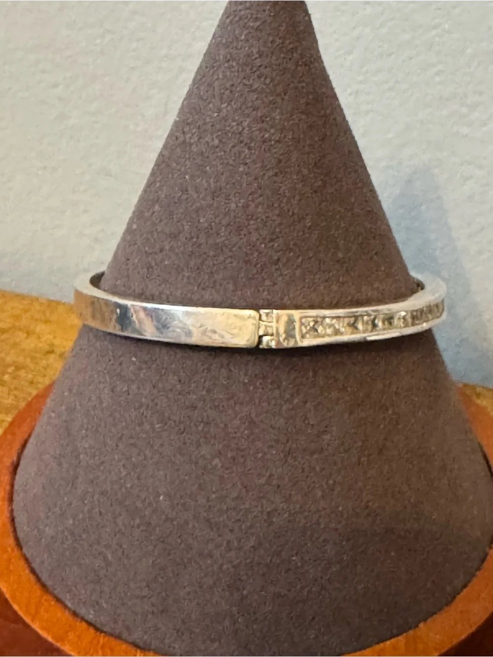 Vintage NAN 925 Sterling Silver‎ Channel Set CZ Hinged Bangle Bracelet 16g